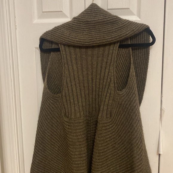 Made in Italy Wool Knit Sweater Vest - Picture 6 of 6